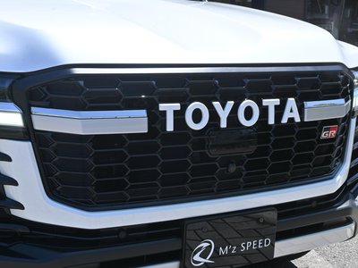 صورة مصغرة 12 لـ 2025 Toyota LAND CRUISER 300