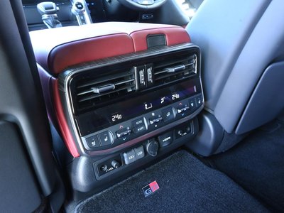 صورة مصغرة 63 لـ 2025 Toyota LAND CRUISER 300