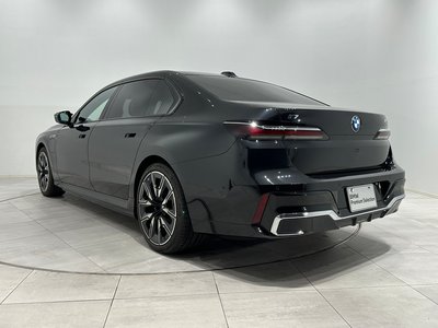 2025 BMW I7 photo 11