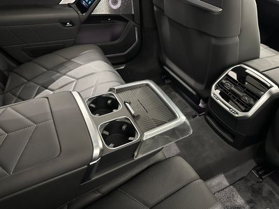 2025 BMW I7 thumbnail 42