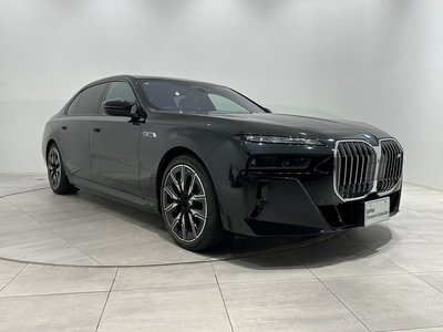 2025 BMW I7 photo 7