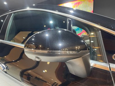 2023 Mercedes-BENZ EQE photo 12