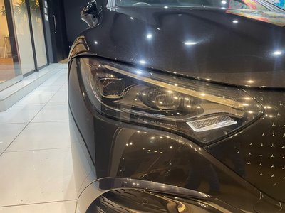 2023 Mercedes-BENZ EQE photo 4