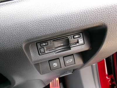 2024 Toyota CROWN SPORT photo 4