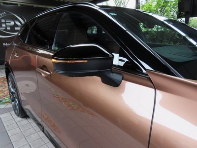 2025 Toyota CROWN ESTATE photo 12