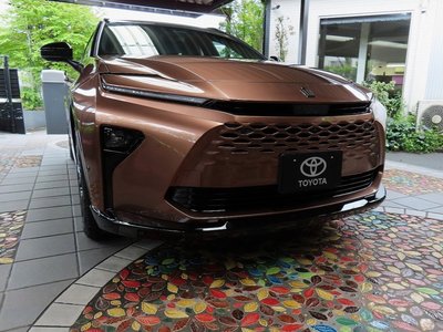 2025 Toyota CROWN ESTATE thumbnail 37
