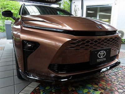 2025 Toyota CROWN ESTATE photo 1