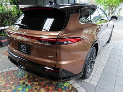 2025 Toyota CROWN ESTATE thumbnail 33