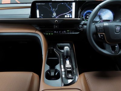 2025 Toyota CROWN ESTATE thumbnail 65