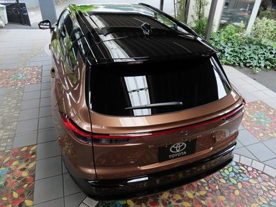 2025 Toyota CROWN ESTATE thumbnail 19