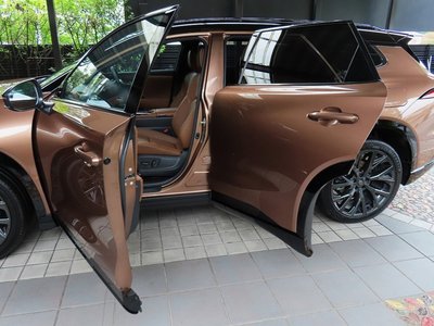 2025 Toyota CROWN ESTATE thumbnail 55