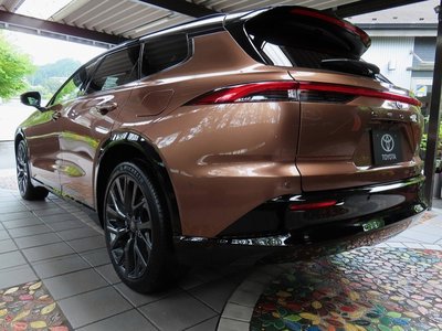 2025 Toyota CROWN ESTATE thumbnail 27