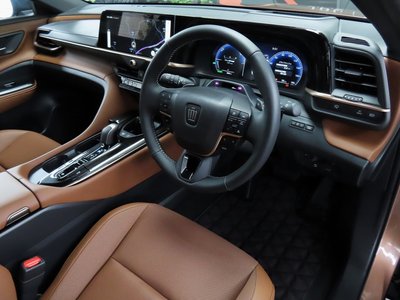 2025 Toyota CROWN ESTATE thumbnail 51