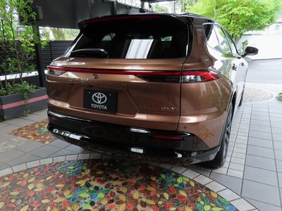 2025 Toyota CROWN ESTATE thumbnail 40