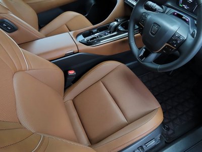 2025 Toyota CROWN ESTATE thumbnail 53