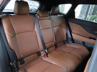 2025 Toyota CROWN ESTATE thumbnail 77
