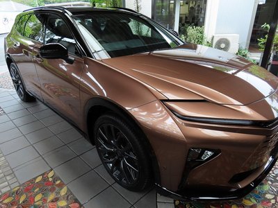 2025 Toyota CROWN ESTATE thumbnail 24