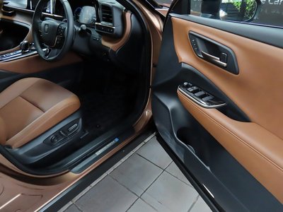 2025 Toyota CROWN ESTATE thumbnail 49