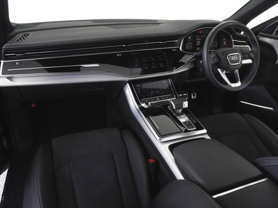 2024 AUDI Q8 photo 13