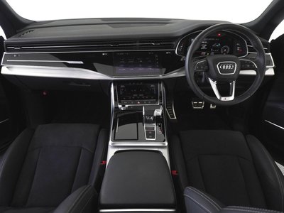 2024 AUDI Q8 photo 6