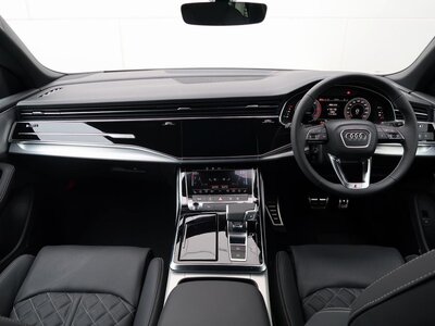 2024 AUDI Q8 — миниатюра 11