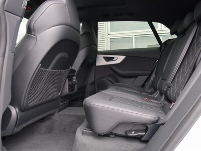 2024 AUDI Q8 — миниатюра 16