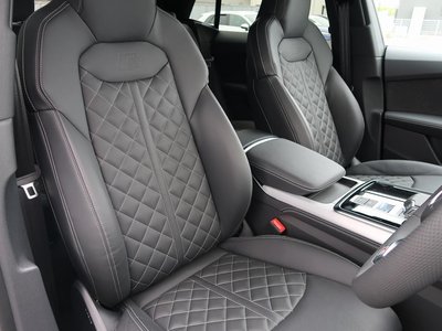 2024 AUDI Q8 — миниатюра 14