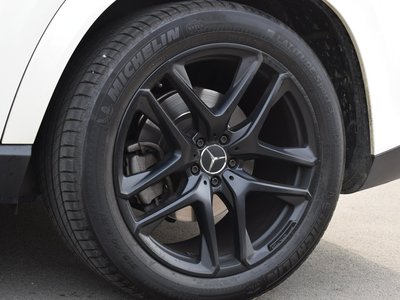 صورة 10 لـ 2020 Mercedes-BENZ GLE AMG