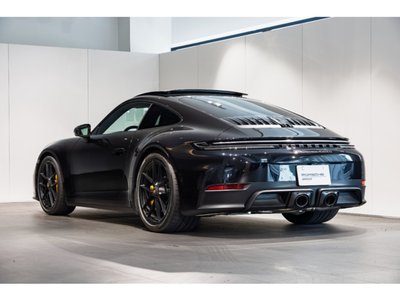 2026 Porsche 911 photo 2