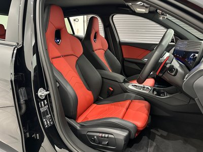 2025 BMW 1 SERIES thumbnail 43