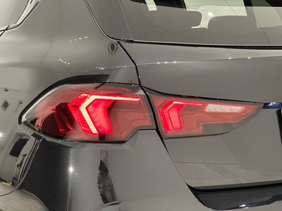 2025 BMW 1 SERIES thumbnail 18