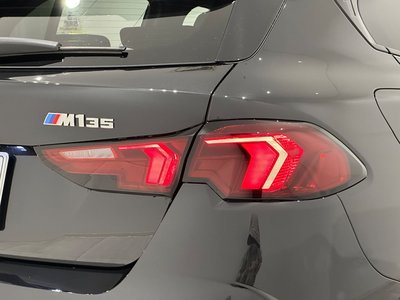 2025 BMW 1 SERIES thumbnail 19