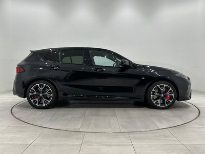 2025 BMW 1 SERIES photo 9