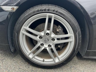 2013 Porsche 911 thumbnail 37