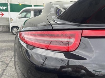 2013 Porsche 911 thumbnail 32