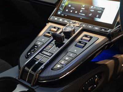 2026 Aston Martin VANTAGE photo 16