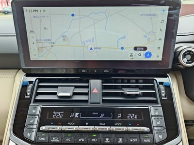 2025 Toyota LAND CRUISER 300 thumbnail 22