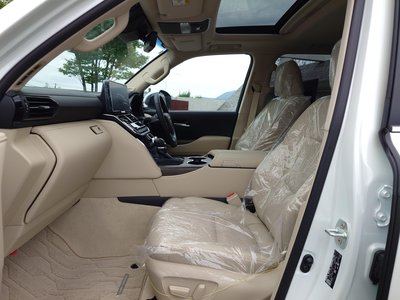 2025 Toyota LAND CRUISER 300 thumbnail 24
