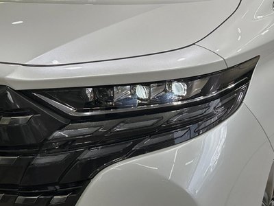 صورة 30 لـ 2024 Toyota ALPHARD