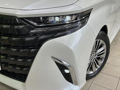 صورة 13 لـ 2024 Toyota ALPHARD