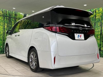 صورة 26 لـ 2024 Toyota ALPHARD