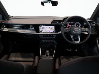 صورة 31 لـ 2025 AUDI S3 SPORTBACK