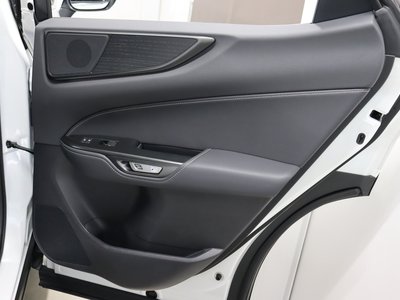 2023 Lexus NX — миниатюра 33