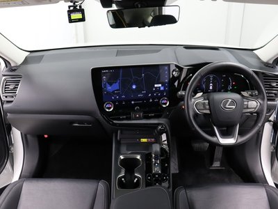 2023 Lexus NX — миниатюра 24