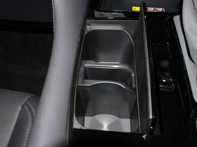 صورة 15 لـ 2024 Toyota ALPHARD
