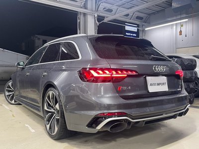 2021 AUDI RS4 AVANT photo 3