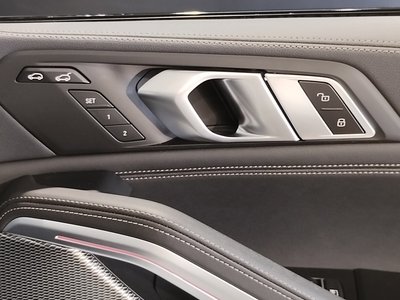 2023 BMW X6 thumbnail 54
