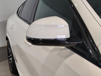 2023 BMW X6 thumbnail 22