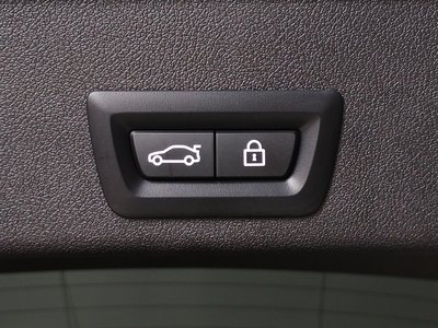 2023 BMW X6 thumbnail 36