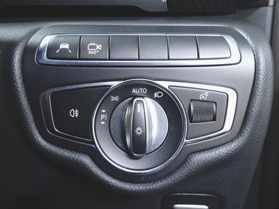 2021 Mercedes-BENZ V-CLASS thumbnail 19